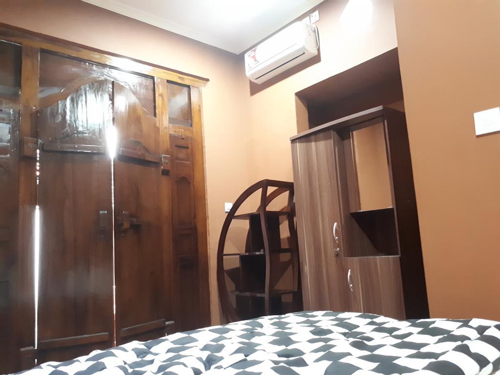 Indy House Hotel Ubud Eksteriør billede